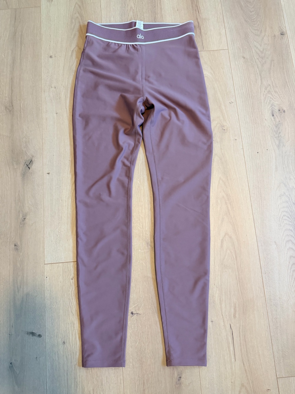 ALO Airlift High Waisted Alignment Leggings
